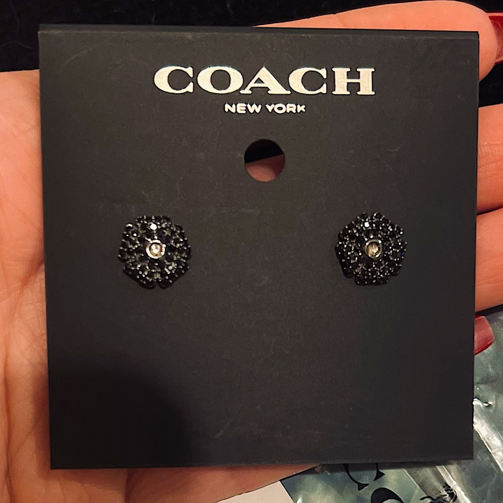 New- Authentic Coach flower stud earrings